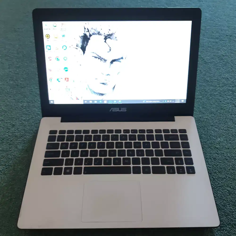 Laptop ASUS 13 Putih Mulus