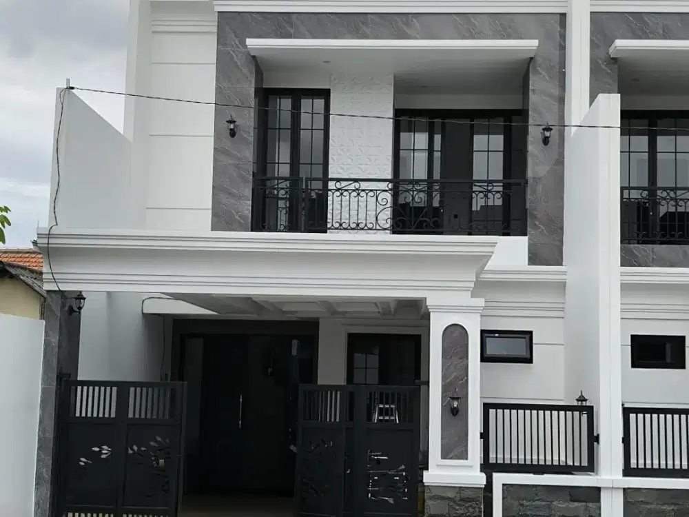 Dijual Rumah 2 lantai di Araya Tahap 2 Surabaya