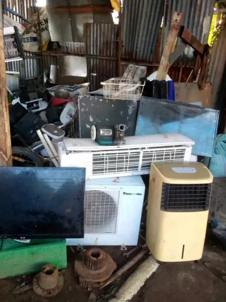 Tampung barang bekas rongsokan