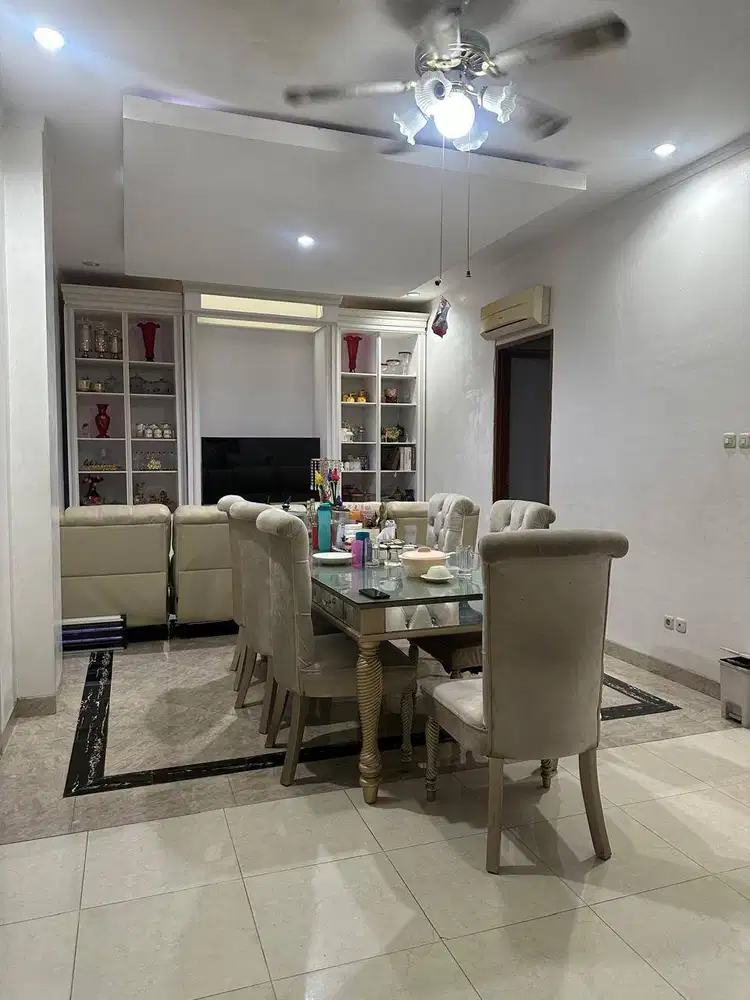 Dijual Rumah Strategis Fully Furnished di Bintaro Tangsel BS-16924