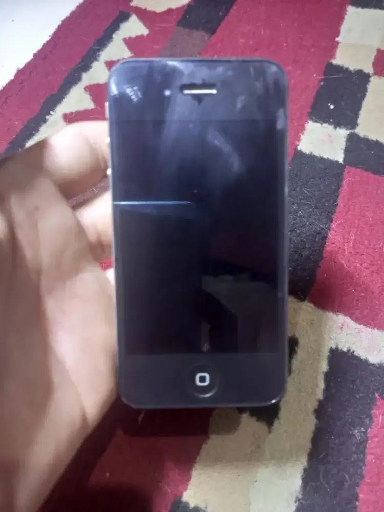 iPhone 4 minus lupa kode