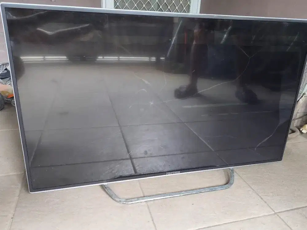 Tv Polytron Gede 43inch