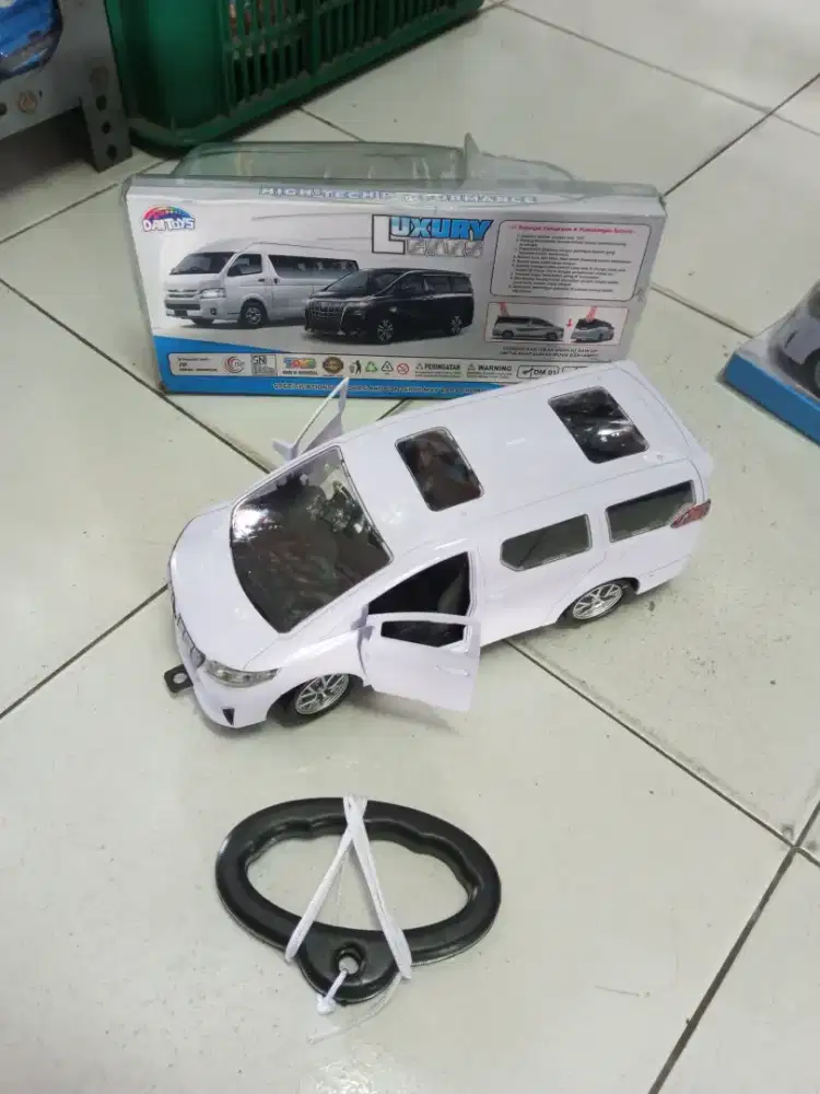 mainan anak Alphard baterai