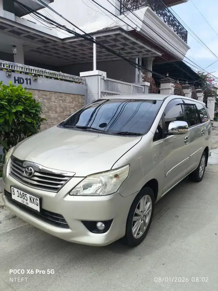 Innova G AT 2011 Bensin