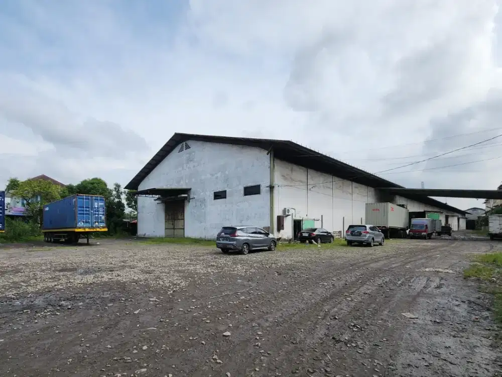 Dijual Gudang Luas Tanah Jl. KL. Yos Sudarso