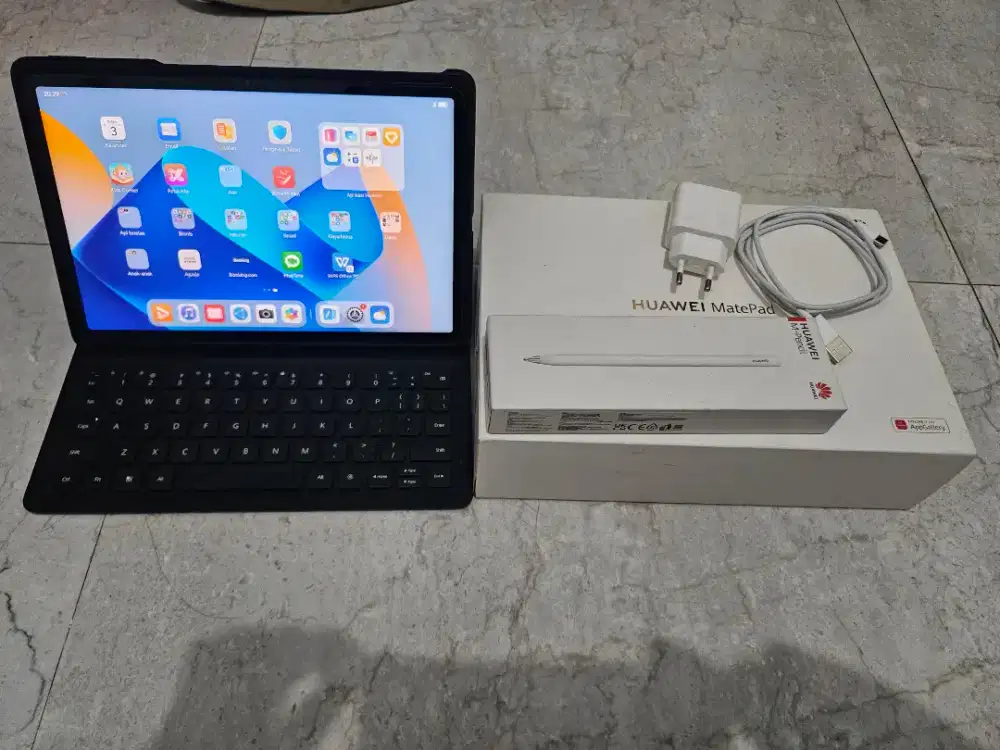 Huawei Matepad 2023 Fullset Mulus Plus Keyboard dan Pen Original