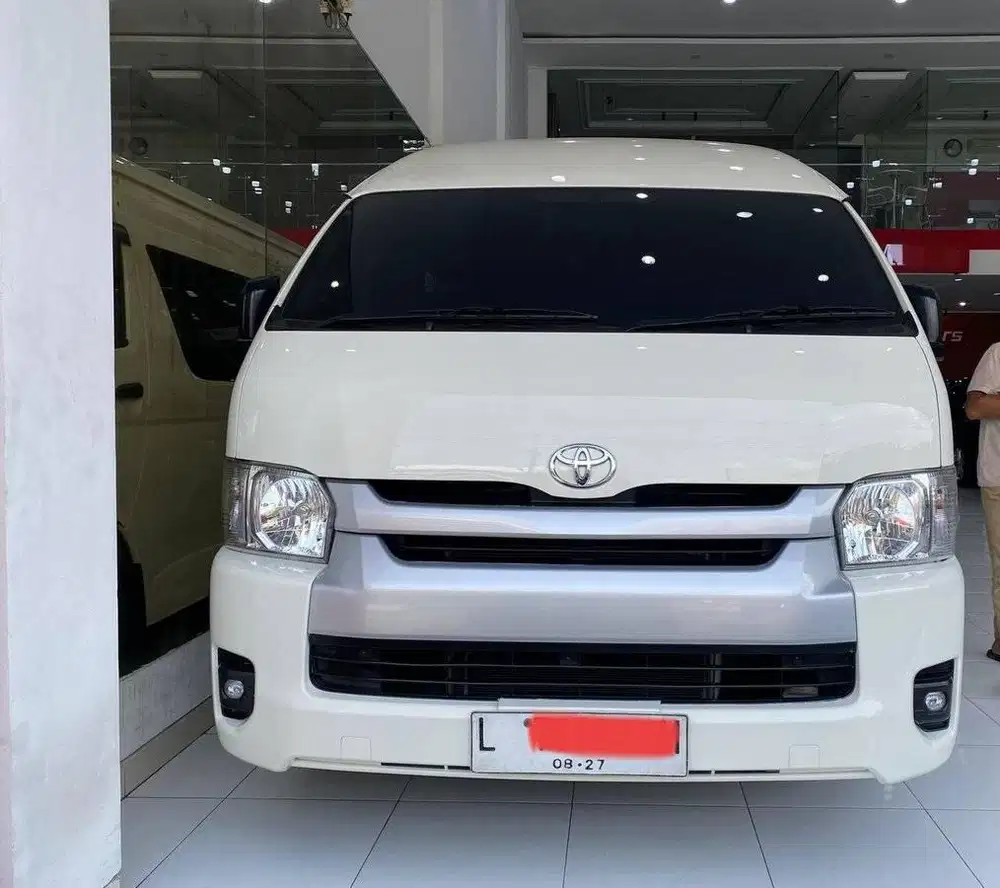 HI ACE COMMUTER MT 2022,KM 69 Rb