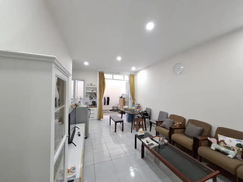 Dijual rumah murah rumah taman kopo indah V nego deal