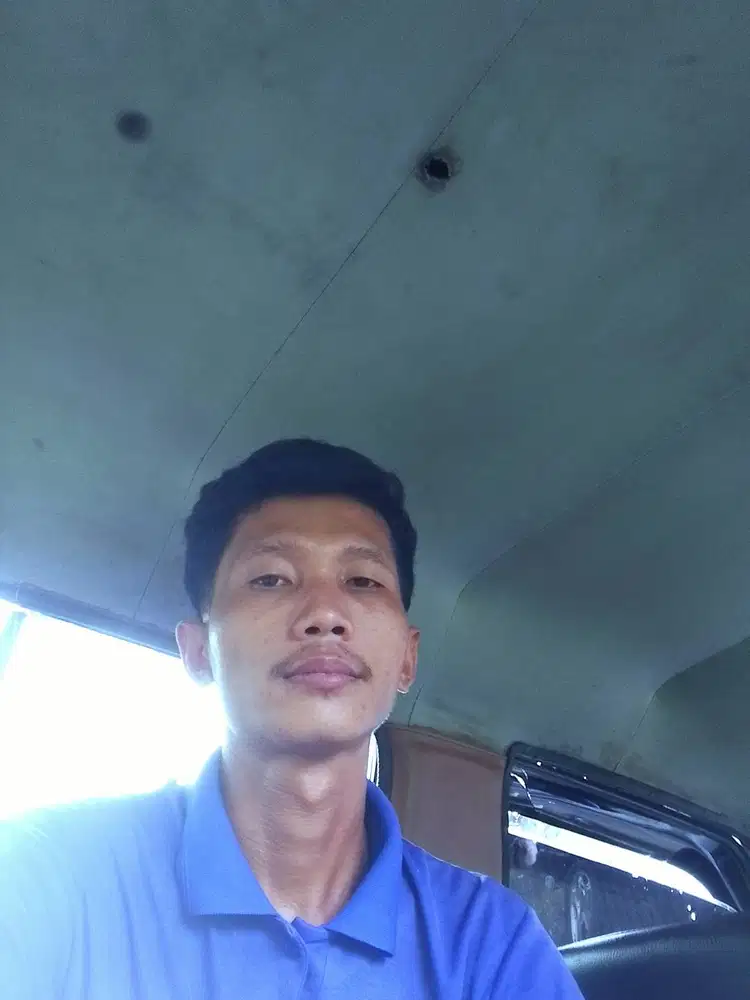 Saya butuh pekerjaan jadi supir. Gajih kecil asal kerja