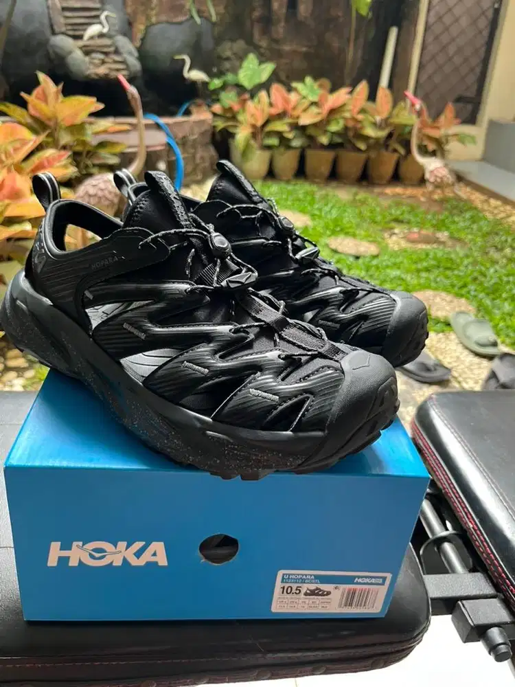 Hoka One Hopara Original - BNIB - Beli di Foot Locker Bali