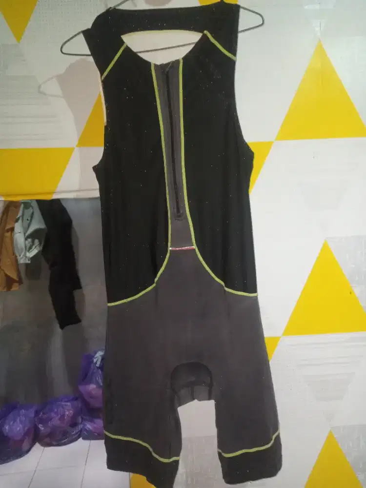 Pakaian olahraga sepeda merk orca