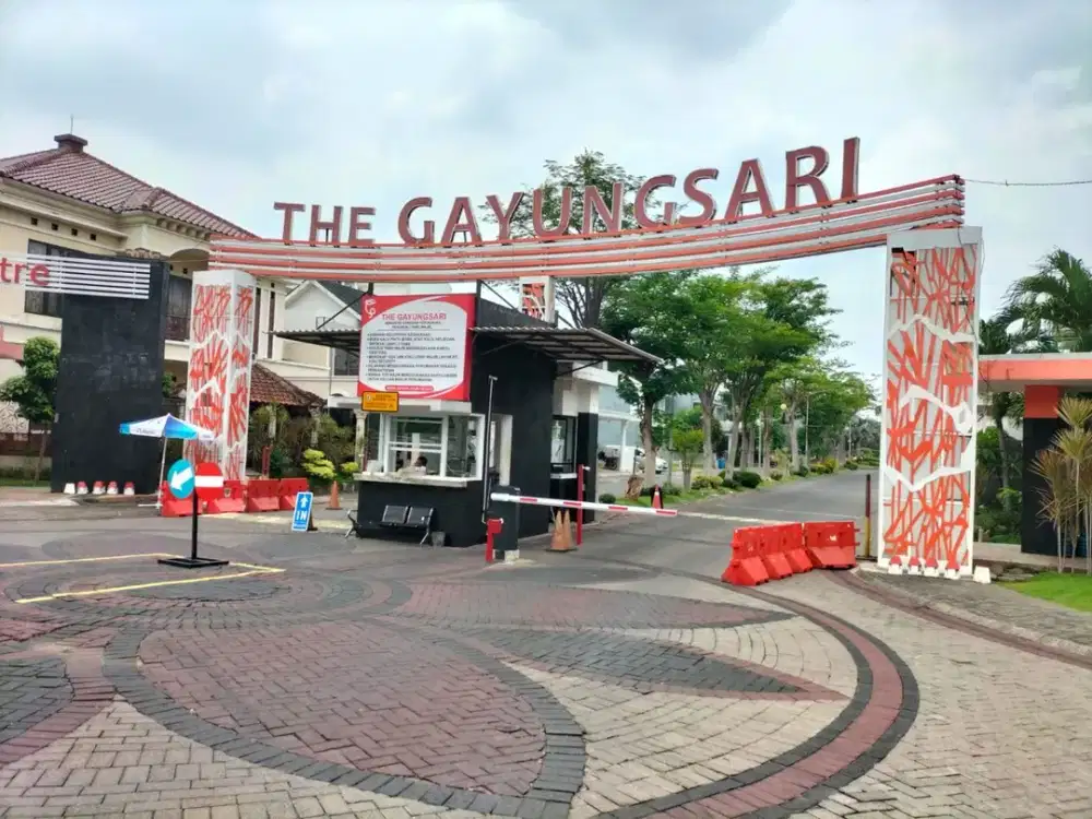 Dijual Rumah Mewah Kawasan Elit Siap Huni Perumahan Pusat Kota The Gayungsari Surabaya
