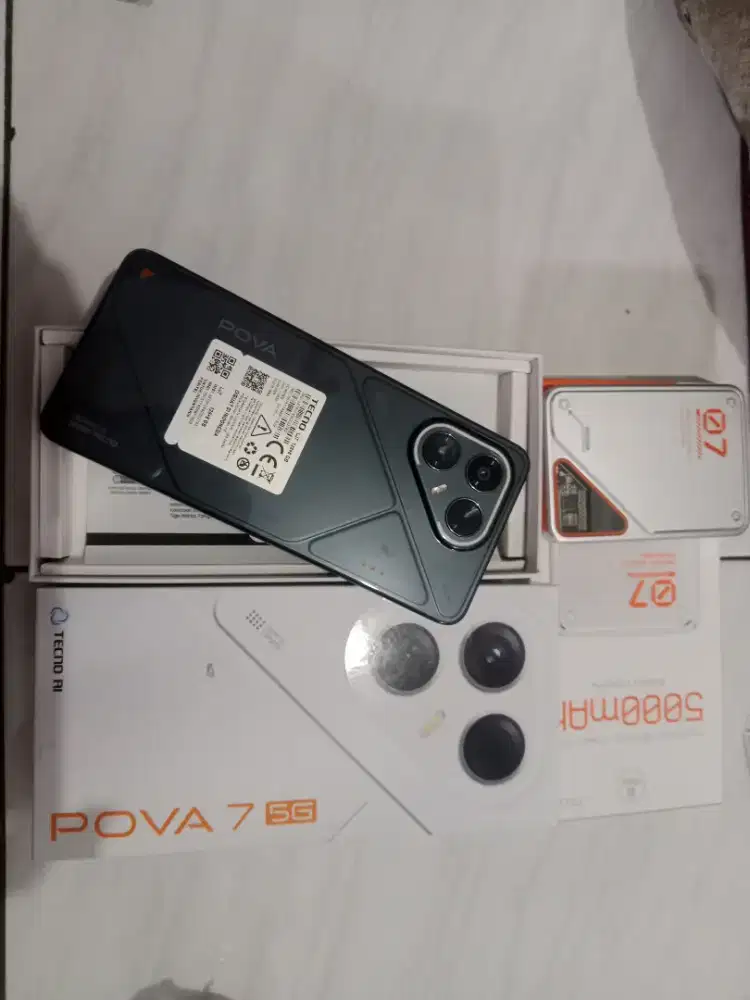 PoVa 7  5g 8/128