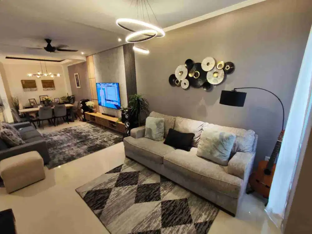 Dijual Rumah Semi Furnish Cantik  Cluster Bohemia Gading Serpong Tangerang