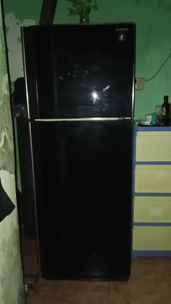 Kulkas SHARP 2 Pintu