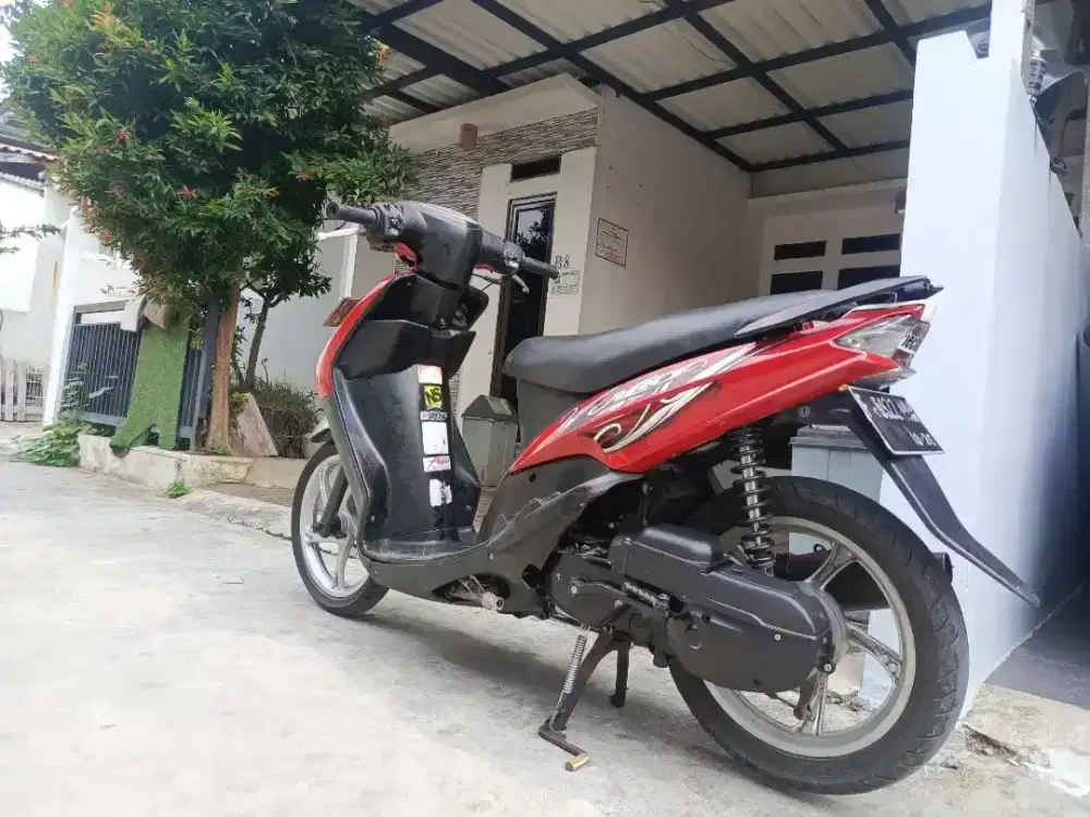 Tenaga cuci mobil dan salon mobil