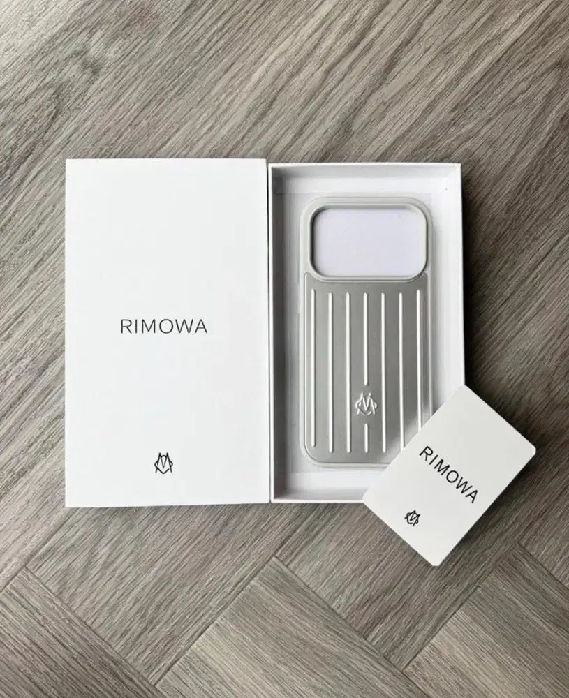 IPHONE 17 PROMAX RIMOWA CASE