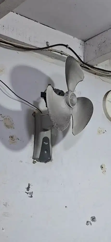 KIPAS DINDING 16“ BEKAS,KONDISI APA ADANYA