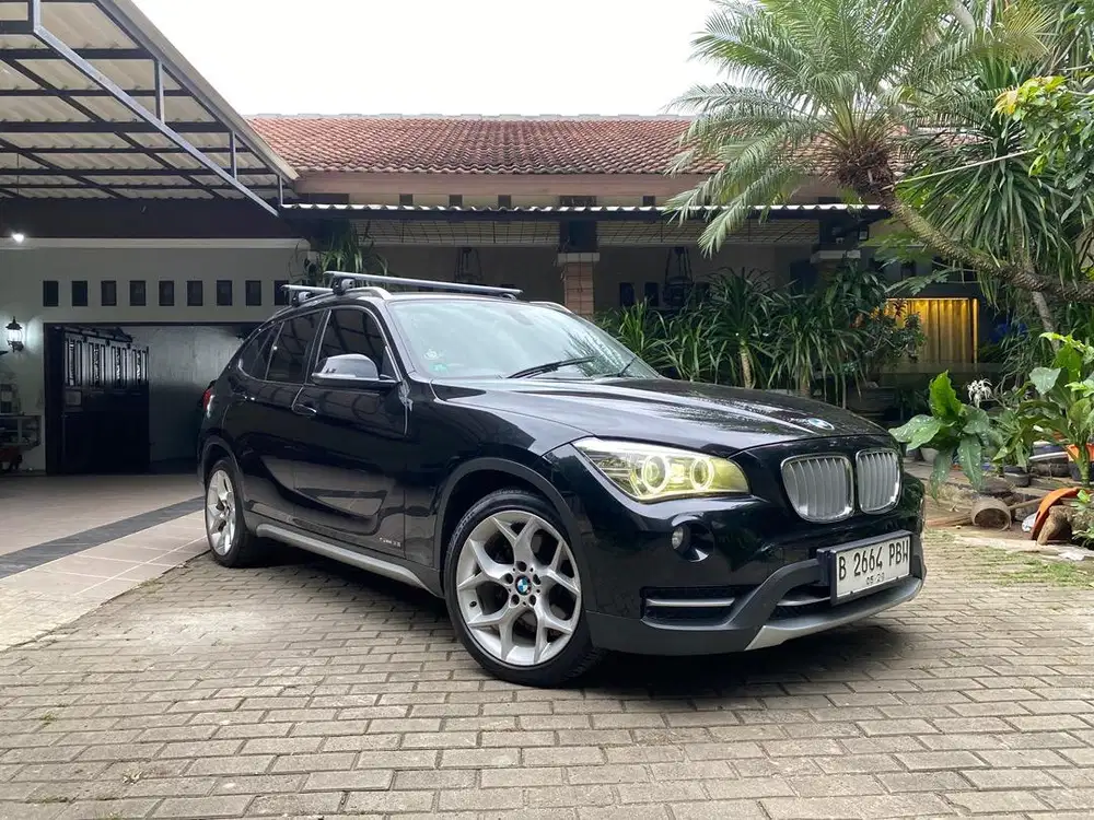 BMW X1 sdrive Xline LCI 2014 full orsinil tangan 1 antik low KM pribad