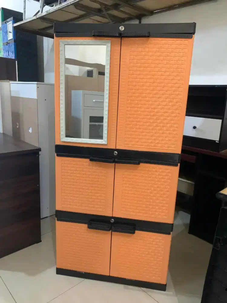 Lemari plastik gold bro 8008