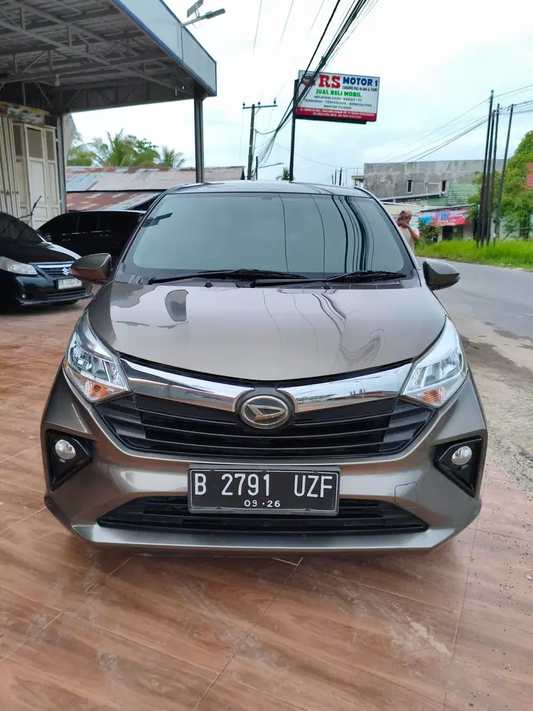 Daihatsu Sigra R 1.2 2021 AT