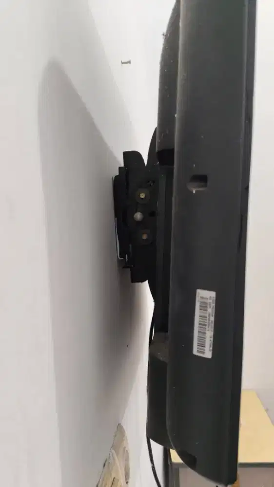 Jual TV LCD kondisi msh normal