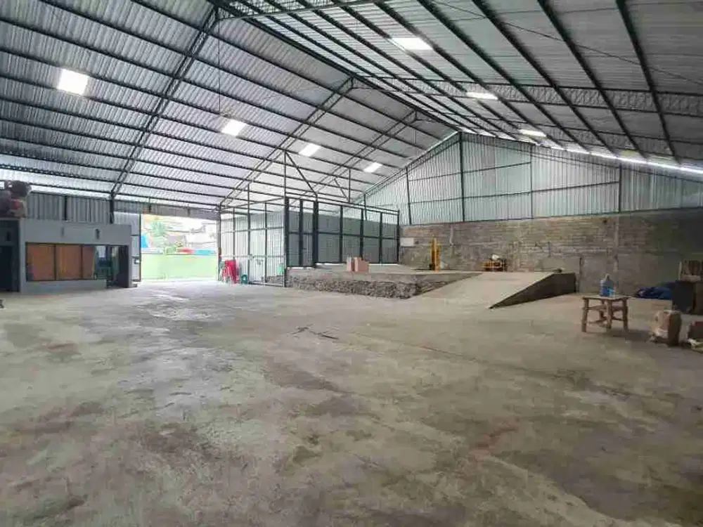 DISEWAKAN GUDANG AKSES TRONTON SHM IMB LENGKAP DI CARGO JL