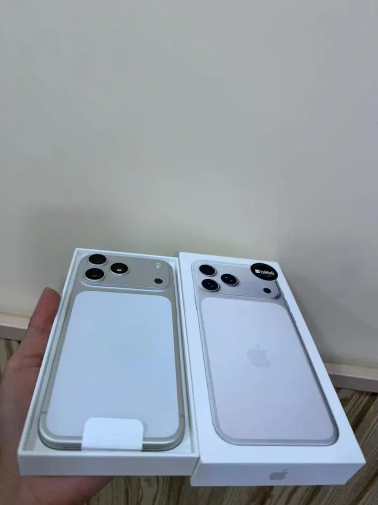 Iphone 17 pro max silver resmi