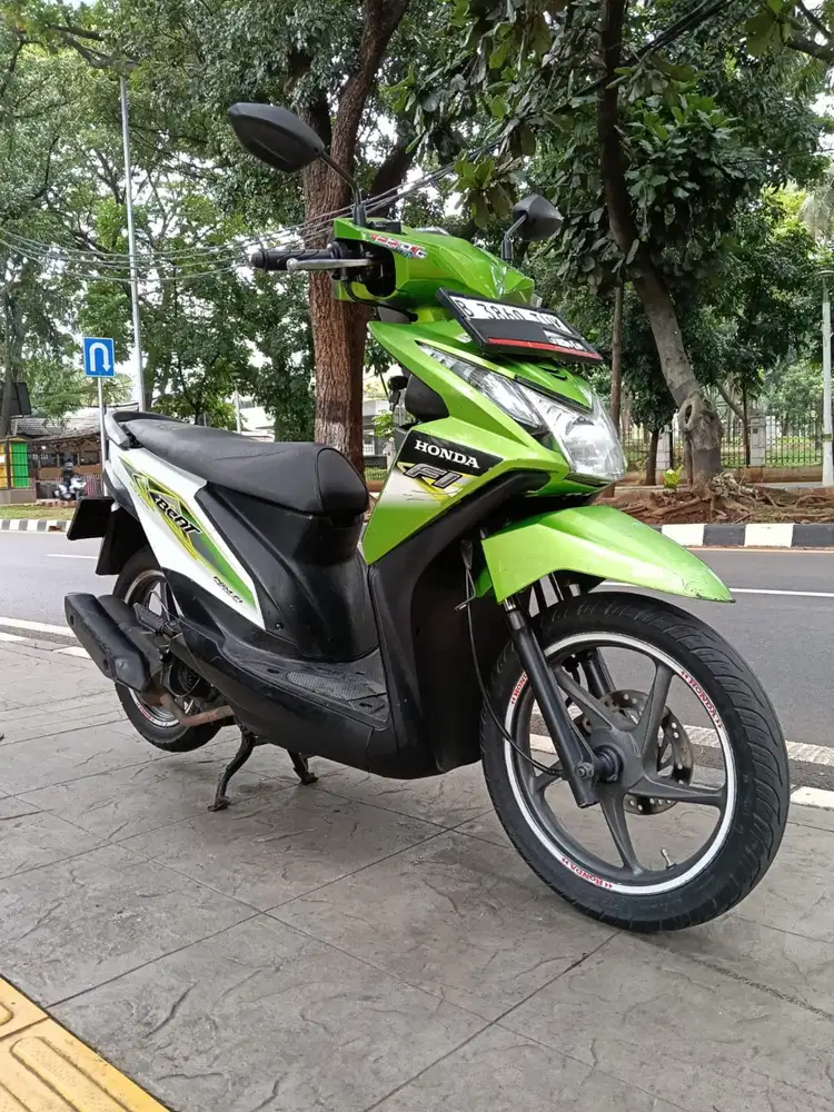 DIJUAL CASH HONDA BEAT CW CBS FI THN 2013 PAJAK IDUP SIAP PAKAI