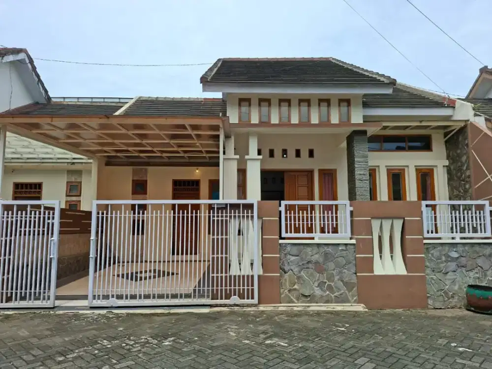 Disewakan Rumah di Puri Bunga 2 Kota Malang