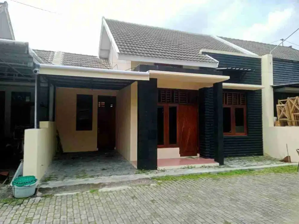 Rumah Bagus Siap Huni Dekat Konimex Sukoharjo