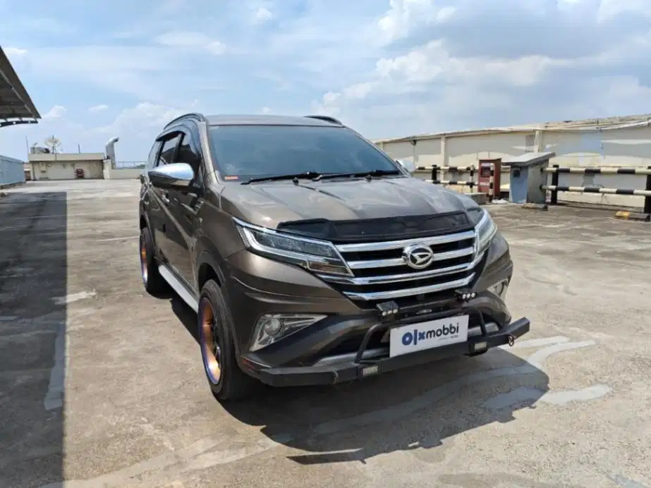 LOW DP Daihatsu Terios 1.5 R Deluxe Bensin-AT 2018 ZKK