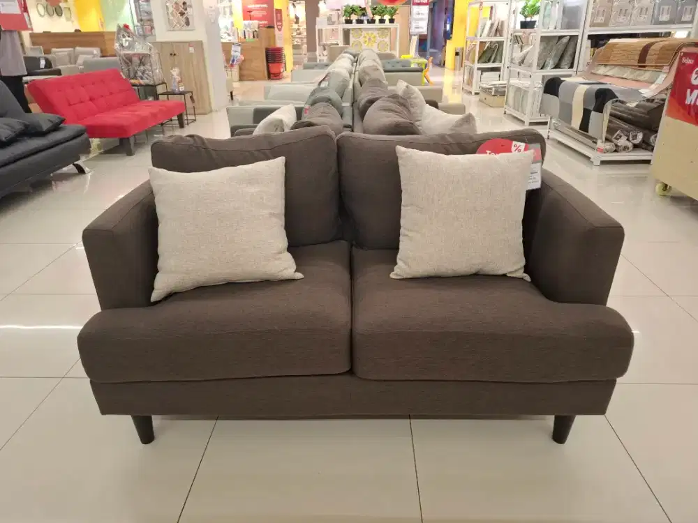 Sofa Santai 2 Dudukan Cokelat