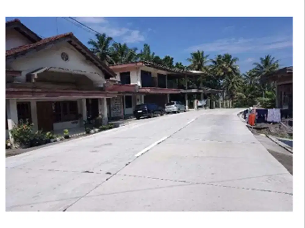 Rumah Tinggal, Kantor dan Garasi Strategis dekat dengan Jalan Raya Magelang-Yogya