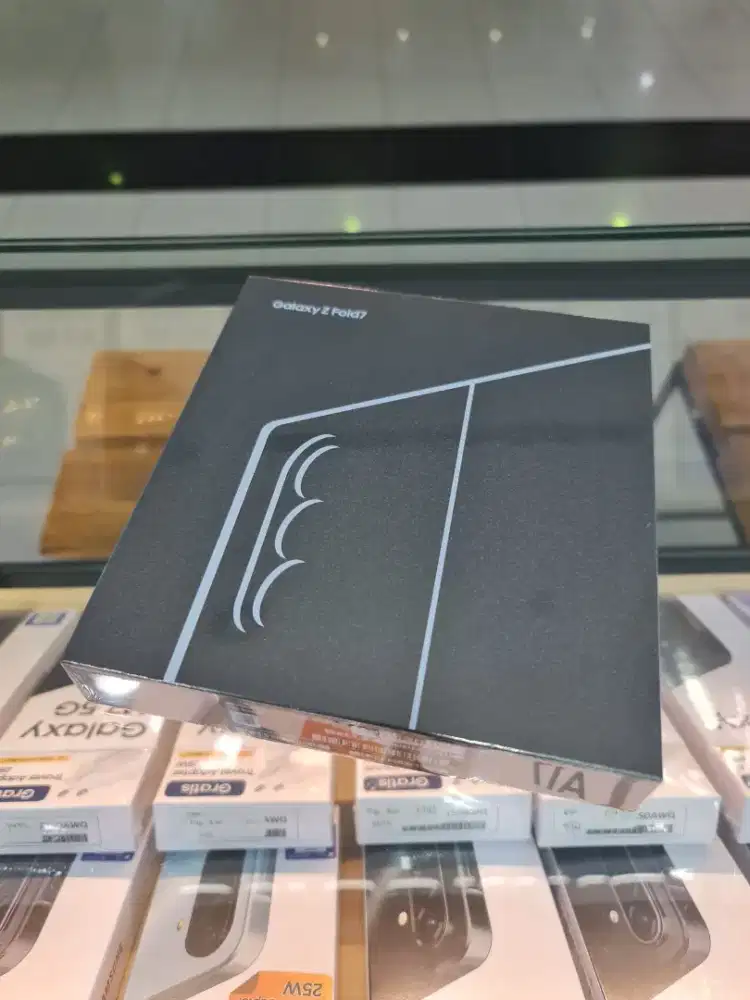 Galaxy Z Fold 7 12/256GB Garansi resmi Sein
