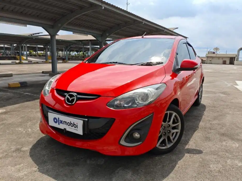 LOW DP Mazda 2 1.5 R Bensin-MT 2013 8VB
