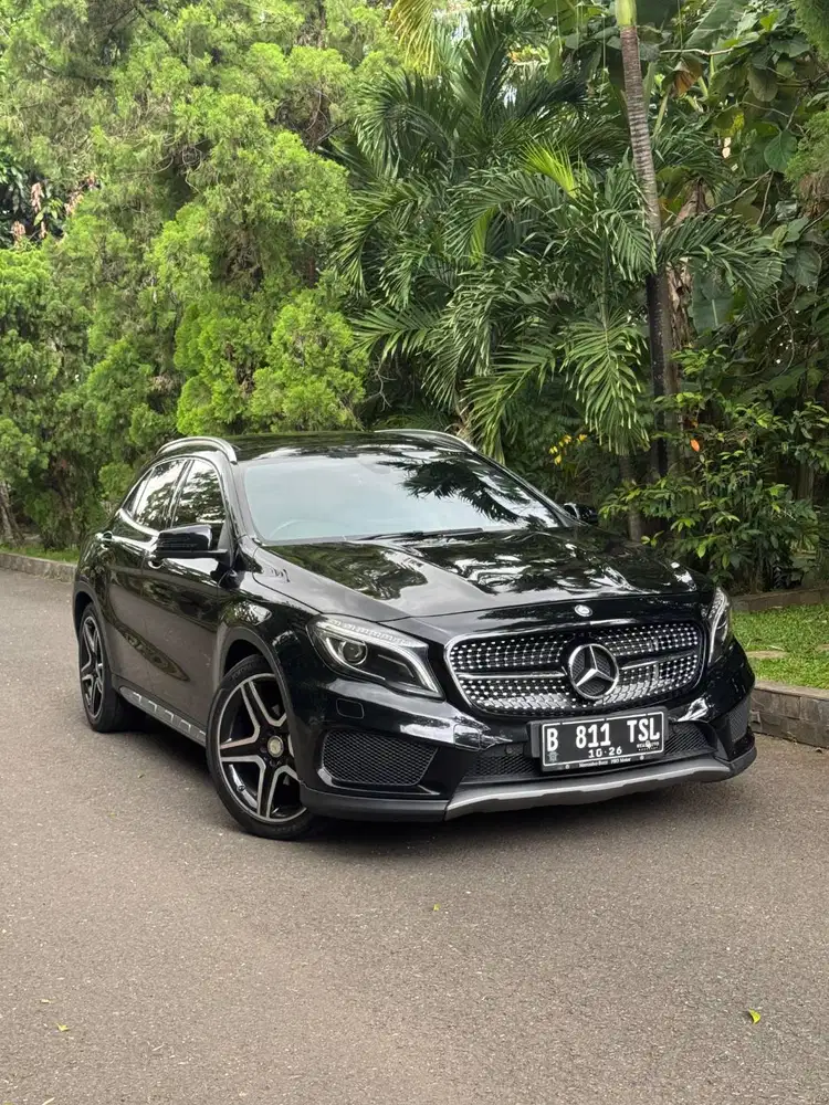 Jual Cash Mercedes Benz GLA200 AMG 2015