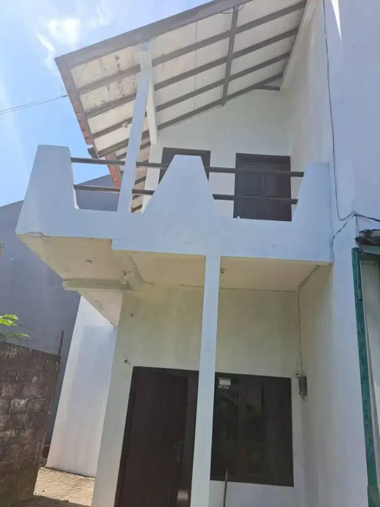 Sewa Rumah 2 Lantai Semarang Atas Bebas Banjir