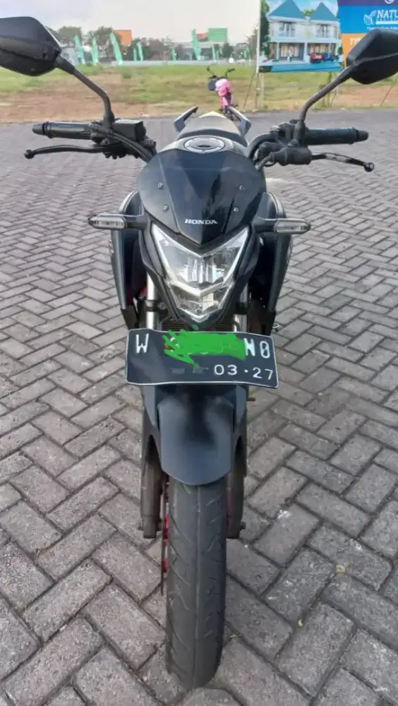 Dijual : Honda CB 150R STREET FIRE