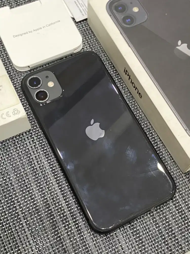 Second iPhone 11 64gb iBox Fullset