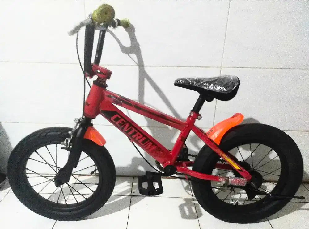 Sepeda ban jumbo ukuran 16,cocok buat anak umur 3 thn - 8 thn