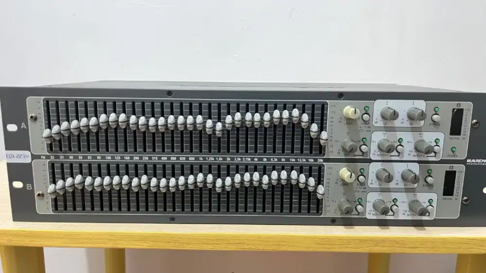 Equalizer Hardwell exq 2231+