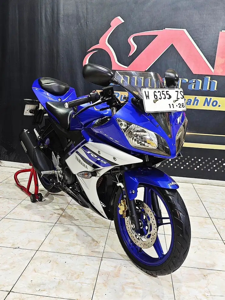 R15 V2 racing blue km.10rb asli motor simpanan.Anugerah motor rungkut
