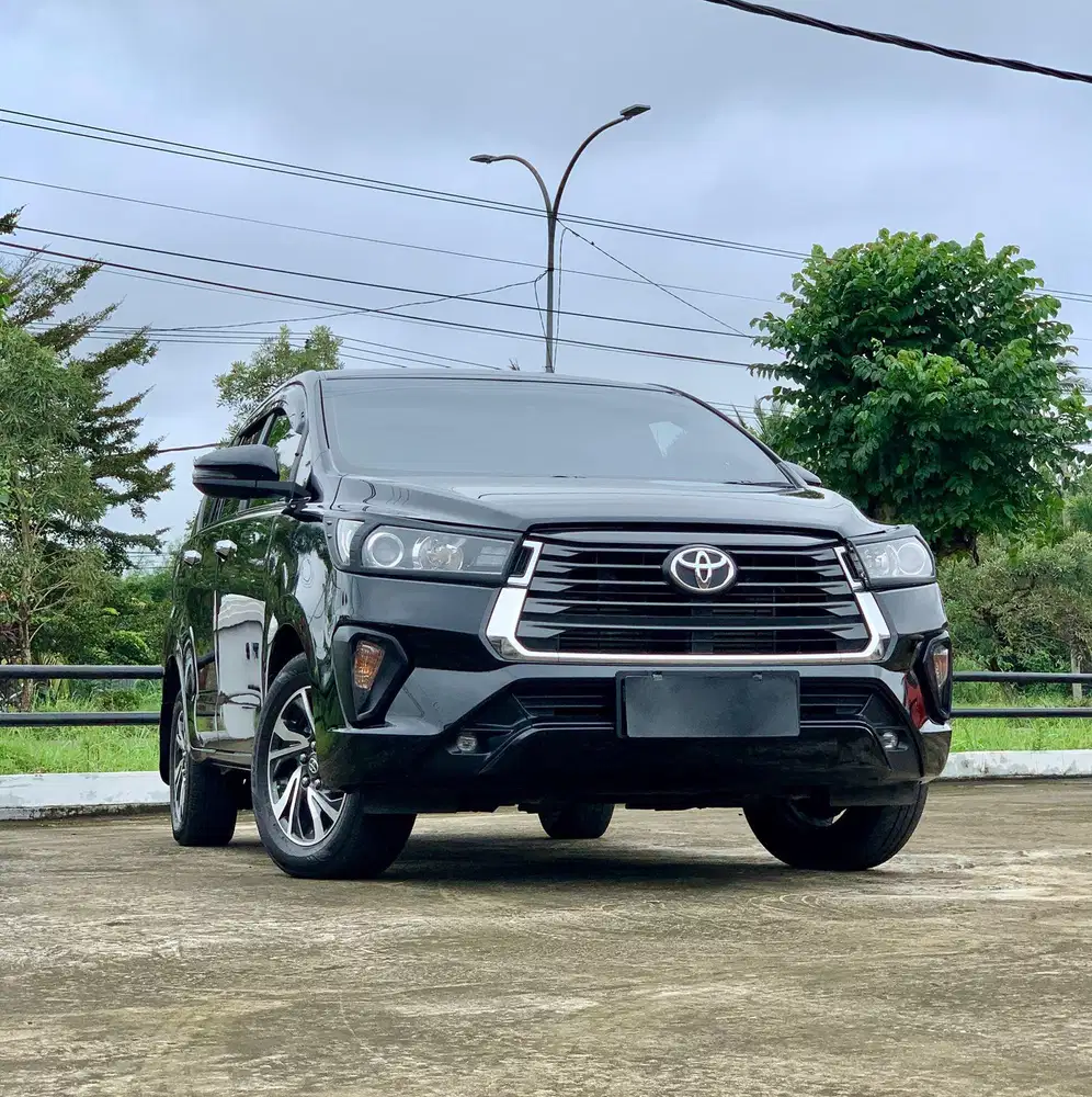 Toyota Innova 2.4 V Diesel AT 2021