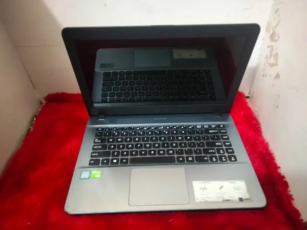 Laptop  Asus x441uv/core i3 gen6 ram4gb/SSD 256gb/VGA Nvidia mx110