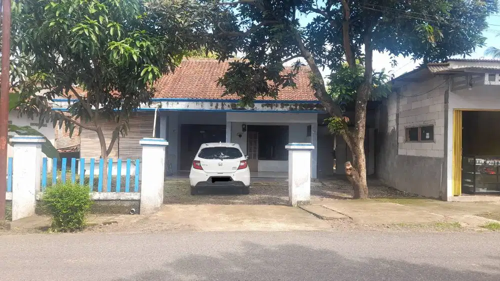 DIJUAL CEPAT – RUMAH + 2 TOKO STRATEGIS DEKAT PASAR TANJUNGSARI