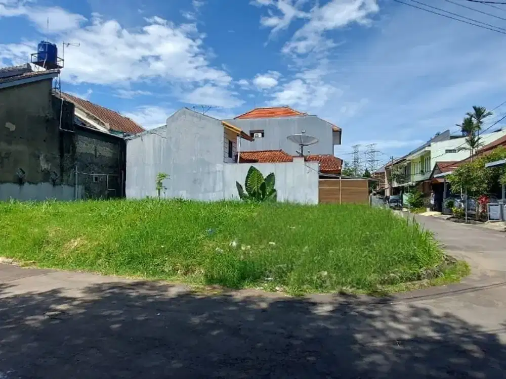 Tanah Kavling Hoek di Batu Mas