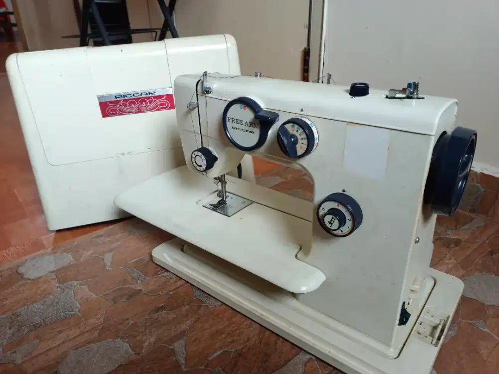 Mesin jahit RICCA RZ-2600