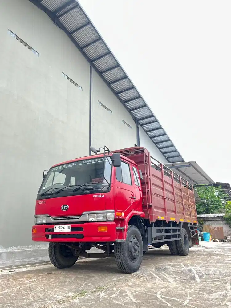 Truk Nissan UD Truck PK 215H, 2007 LOW KM