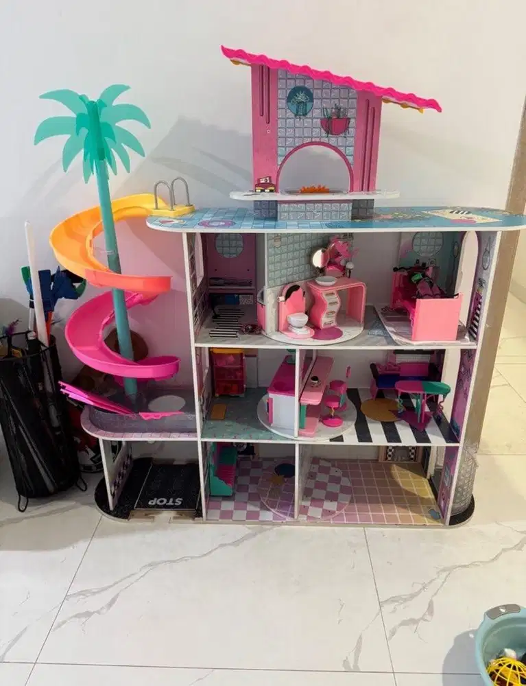 Lol surprise OMG fashion playset barbie house dollhouse dreamhouse